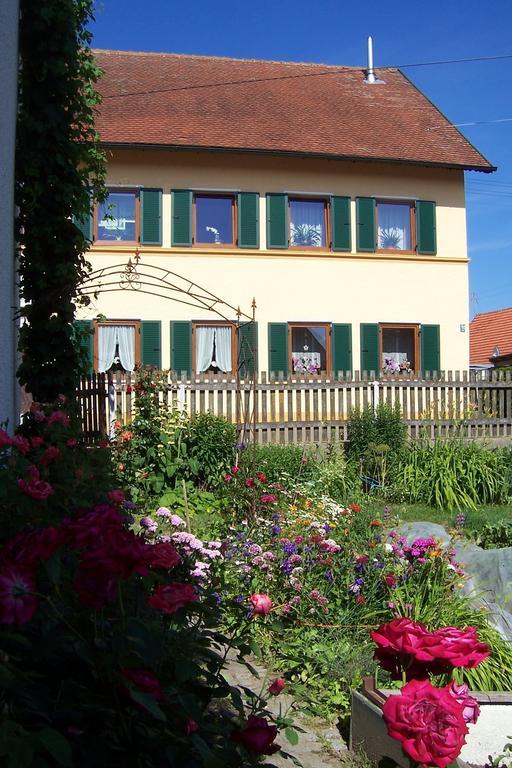 Landhotel Zum Adler Oberbechingen Esterno foto